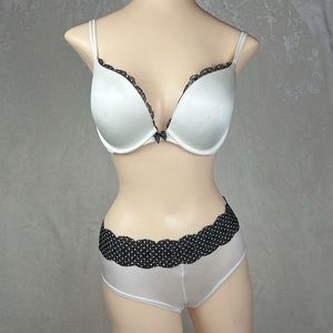 Victoria' Secret Set Very Sexy Pushup Underwire 34D Hip Huggers Medium